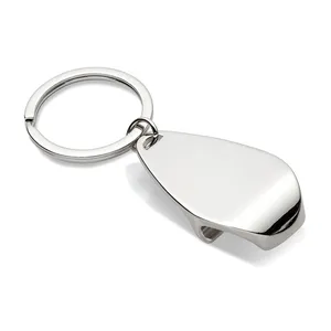 Porte-clés décapsuleur promotionnel personnalisé pratique pour le merchandising et les mousquetons - Product Image 2