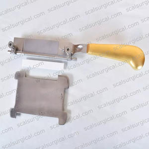 Cuchillo de acero alemán Schink para injerto de piel, hojas esterilizadas y placas de retención de piel - Product Image 3