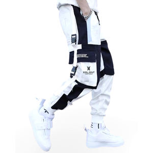 Pantalones cargo de nailon ligeros para hombre con logotipo personalizado, impermeables, estilo techwear, con cintura elástica, estilo urbano. - Product Image 6