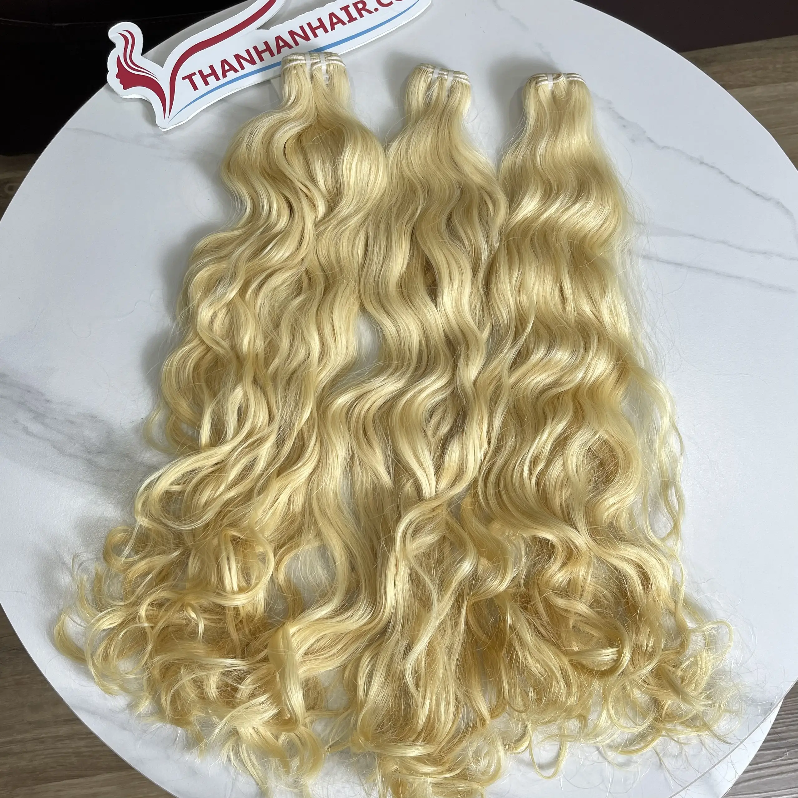 Extensiones de cabello humano tejido crudo muestra gratis rusa 613 paquetes rubios con tejido Frontal distribuidores Genius weft