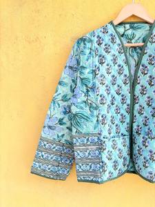 Veste de style kimono à imprimé floral en coton indien pour femmes, veste matelassée à boutons, vêtement décontracté pour toutes les saisons - Product Image 3