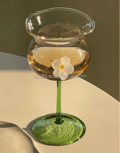 Venta al por mayor de <span class=keywords><strong>copas</strong></span> de vino personalizables de fábrica <span class=keywords><strong>con</strong></span> patrones decorativos para regalos de vacaciones - Product Image 6