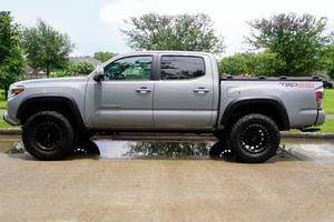 รถยนต์ SUV ปี 2025 รุ่น CO MA TRD ขับเคลื่อนสี่ล้อ ระบบเกียร์อัตโนมัติ/ธรรมดา เบาะหนัง ยาง R18 พวงมาลัยซ้าย ใช้ได้ทั้งน้ำมันและไฟฟ้า หลังคาซันรูฟแบบพาโนรามา - Product Image 5