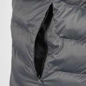 Chaqueta acolchada para hombre, chaqueta acolchada blanca de estilo callejero, con logotipo personalizado, gruesa, cálida, para invierno, con cremallera y soporte, de talla grande - Product Image 3