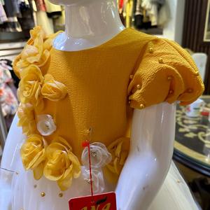 Diadema de satén con estampado floral de nuevo diseño para niñas pequeñas para fiestas infantiles Incluye Primavera de estilo floral elegante - Product Image 4