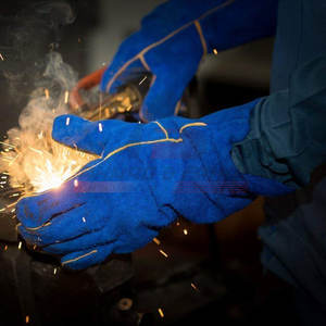 Gants de soudage en cuir tricoté de haute qualité pour l'hiver Gants de travail à faible quantité minimale de commande pour les scènes extérieures - Product Image 3