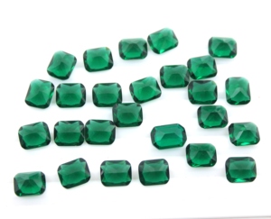 Gema de Cuarzo Esmeralda de Alta Calidad, Tallada en Cabujón Cuadrado, Gema Hecha a Mano para la Fabricación de Joyas - Product Image 2