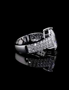 Anillo de compromiso de diamante cultivado en laboratorio VS1 de 2,50 quilates, anillo de aniversario único para su joyería fina, oro blanco de 14 quilates - Product Image 4