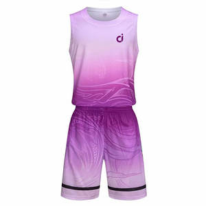Uniforme de basket-ball le plus vendu, design populaire, uniforme de basket-ball personnalisé, couleur sur mesure, fabriqué au Pakistan. - Product Image 1