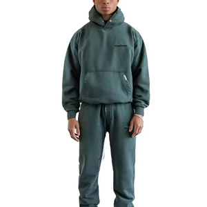 Ropa deportiva con logotipo personalizado, conjunto de traje y pantalones para correr, Sudadera con capucha personalizada para gimnasio, chándal con capucha para hombre hecho en Pakistán - Product Image 1