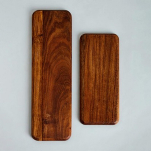 Juego de dos bandejas de servicio de madera rectangulares de lujo con bordes redondos para uso en restaurante o cocina - Product Image 3