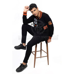 Veste universitaire pour hommes, blouson aviateur rétro élégant pour équipe sportive, club universitaire et streetwear, look décontracté - Product Image 6