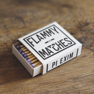 Boîte d'allumettes de poche en bois coloré de bâton d'allumettes de sécurité de marque d'acheteur exportation directe de l'Inde faite de carton pour l'usage de cuisine - Product Image 1