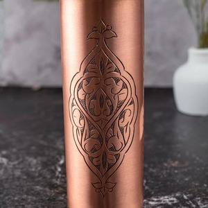 Bouteille d'eau en cuivre de haute qualité pour le stockage d'eau froide et chaude avec finition martelée traditionnelle - Product Image 2