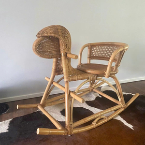 Vente en gros chaise berçante en rotin pour enfants en forme de cheval, chaise jouet, sans danger pour les bébés, du Vietnam - Product Image 1