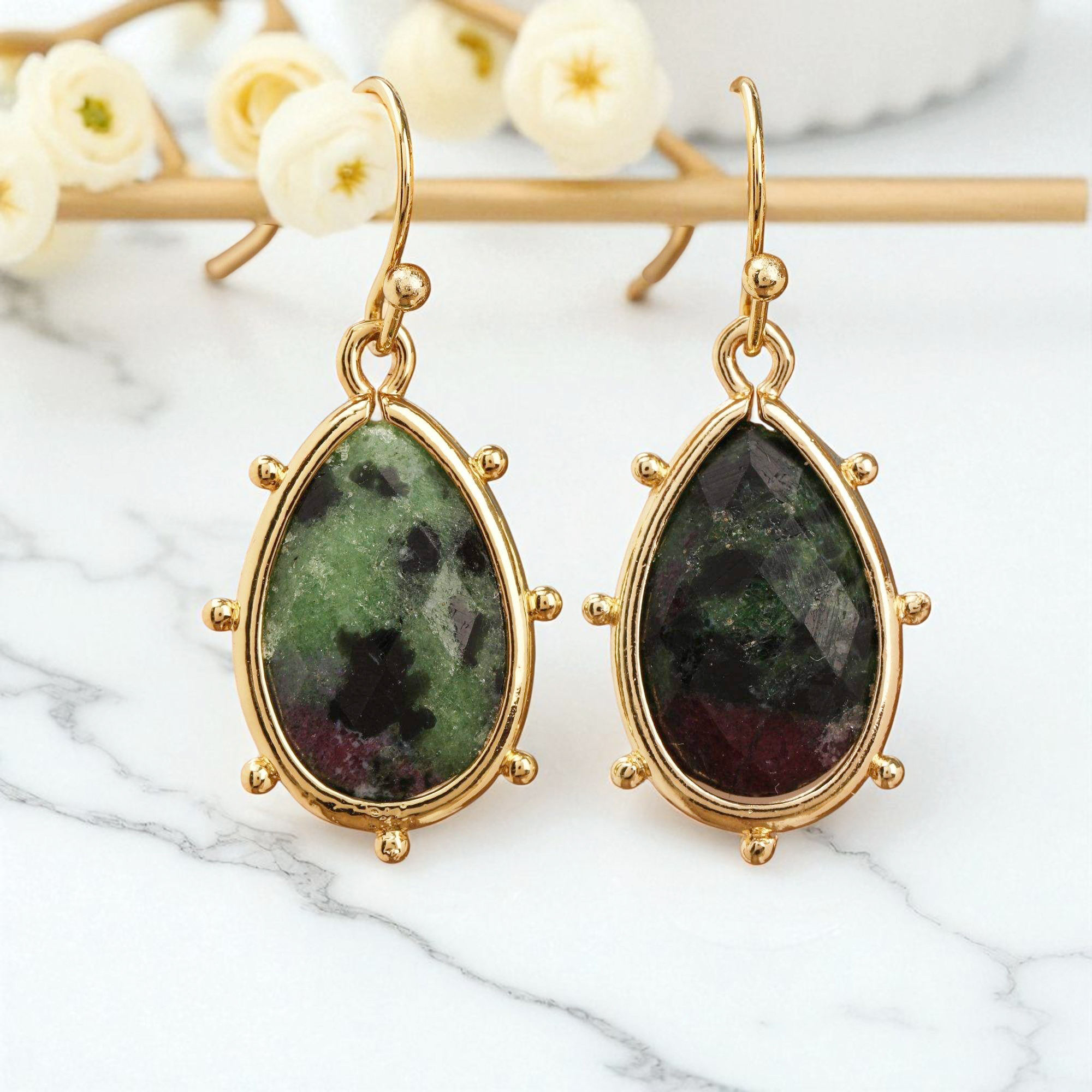 ทับทิม zoisite