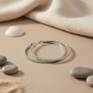 Pendientes de Aro de Plata 925 para Mujer, Uso Diario, Corte Princesa, Diamante y Baño de Rodio, Estilo Religioso Moderno con Circonita - Product Image 3