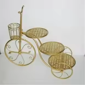 แท่นวางเค้กสามชั้นแบบ3ชั้นสำหรับเฉลิมฉลองเพลิดเพลินกับอุปกรณ์เสริมสุดพิเศษแท่นวางเค้กเหล็กเคลือบพร้อมการตกแต่ง - Product Image 6