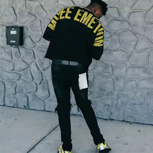 เสื้อยืดโออีเอ็มขายส่งปี 2026 ผ้าฝ้าย 100% ลายกราฟิกทรงโอเวอร์ไซส์สไตล์วินเทจฟอกสี พร้อมโลโก้พิมพ์นูนสำหรับผู้ชาย - Product Image 6