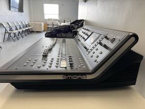 Console de mixage numérique pour studio d'enregistrement et sonorisation en direct Mid-as M32 LIVE 40 canaux, toute neuve - Product Image 3