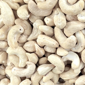 Offre Spéciale 2023 Noix de cajou Noix de cajou brutes WW180, WW240, WW320 Noix de cajou SANTIGO W320 Prêt à expédier - Product Image 1