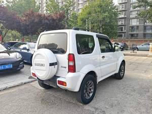 Suzuki Jimny 2015 de Venta Rápida, Automático, HATCHBACK, Volante a la Izquierda, Bajo Kilometraje, Diésel Turbo, Carrocería Sin Estructura Portante, Tamaño Compacto, Asientos de Cuero - Product Image 3