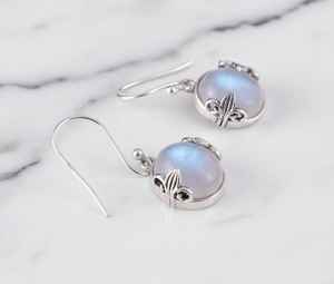 ต่างหูมูนสโตนประดับลายดอกไม้สไตล์วิคตอเรียน น่ารัก ทำจากเงินสเตอร์ลิงชุบทอง เครื่องประดับเทพธิดา ของขวัญประจำเดือนมิถุนายน - Product Image 6