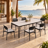Ensemble de table et chaises de salle à manger d'extérieur en métal pour hôtel et restaurant, sur mesure, en aluminium et rotin PE résistant aux UV