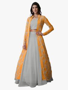 Blusa Lehenga Elegante con Chaqueta, Diseño para Fiestas y Eventos, Ropa de Diseñador para Mujer - Product Image 3