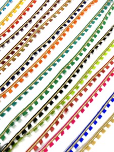 Borlas de Color Sólido de Alta Calidad, Accesorios Decorativos DIY para Prendas y Uso Doméstico, Tamaño Personalizado, Hechas en India, NO son de Pelo de Escoba - Product Image 5