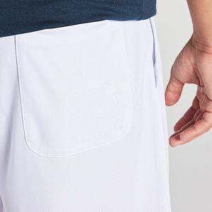 Pantalones cortos deportivos para correr de hombre de doble capa de color sólido personalizados, pantalones cortos de gimnasio 2025 de alta calidad para hombre - Product Image 6