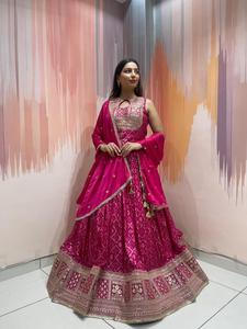Exclusiva blusa larga estilo Banjara de seda rusa, Chaniya Choli con dupatta bordada, ropa de boda, 60 lover choli - Product Image 1
