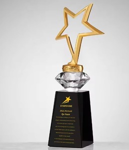 Trofeos de Cristal Elegantes y Personalizados con Estrellas, <span class=keywords><strong>Trofeo</strong></span> de Honor Competitivo, Fabricante de Trofeos Personalizados, <span class=keywords><strong>Trofeo</strong></span> para Eventos de Premiación - Product Image 3