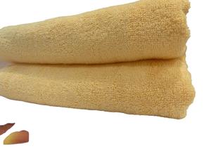 Rehaussez le style de votre salle de bain avec des serviettes de bain en peluche pour la maison, haute densité (699 GSM), à bas prix - Product Image 3