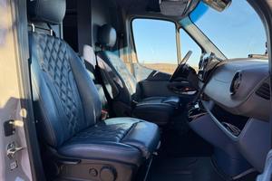 Mercedes-Benz Sprinter 1500 2021 Usada Premium, Conversión de Furgoneta de Lujo - Product Image 5