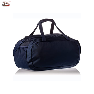 Bolsa de gimnasio Bolsa de deporte impermeable para hombres y mujeres de viaje de moda de Pakistán - Product Image 3