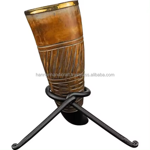 Juego de Cuernos para Beber Estilo Juego de Tronos, 4 Cuernos Medievales Pulidos para Cerveza y Whisky, Diseños Náuticos y de Animales, Artesanía Natural - Product Image 2