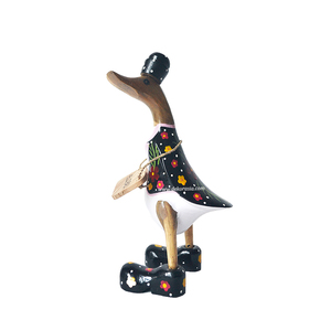 Figurine de canard en bambou Artisanat décoratif écologique pour les cadeaux de remise des diplômes de mariage et la décoration intérieure - Product Image 1
