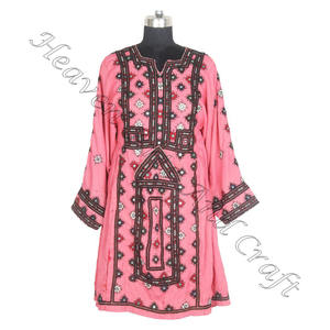 Vintage negro Afghani Balochi vestido hecho a mano Afghani/Irani/Balochi/pakistaní/indio BDR001 mujeres usan el mejor diseño vestido Vintage - Product Image 5
