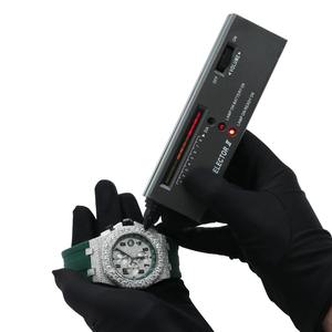 Reloj Cronógrafo de Cuarzo de Acero Inoxidable con Diamante Moissanite VVS, Correa de Silicona Verde, Corte Brillante Cultivado en Laboratorio para Hombre - Product Image 2