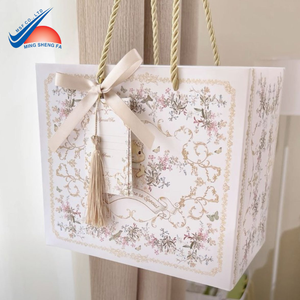 กระเป๋าช้อปปิ้งกระดาษหรูหราแบบเวียดนาม/ODM ทำจากวัสดุคราฟท์ระดับพรีเมียมด้ามจับแข็งแรงออกแบบมาสำหรับบรรจุภัณฑ์แฟชั่นและของขวัญ - Product Image 3