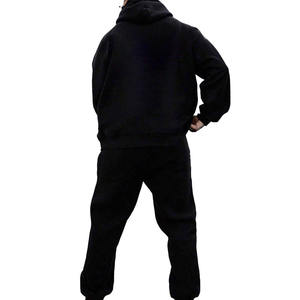 Ensemble sweat-shirt et pantalon de survêtement en gros, logo personnalisé, sweat-shirt OEM, marque privée, fabricant de vêtements de rue pour les acheteurs B2B aux États-Unis, survêtement unisexe - Product Image 5