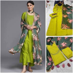 Hermosa seda viscos pesada con hermoso vestido bordado 3 piezas - Product Image 6