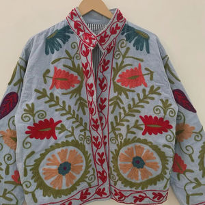 Veste courte en coton gris bohème, broderie florale estivale, pardessus Suzani, veste bohème pour demoiselle d'honneur - Product Image 1