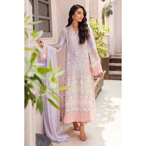 Robe en mousseline de soie aux impressions rêveuses pour le printemps et l'été - Product Image 2