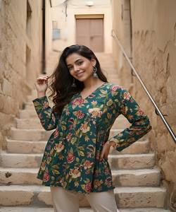 FANCY COTTON PRINT WORK ONLY <b>TOP</b> DAILY WEAR WHOLESALE PRICE ETHNIC GARMENT GREEN <b>KURTI</b> WEAVING - Product Image 4