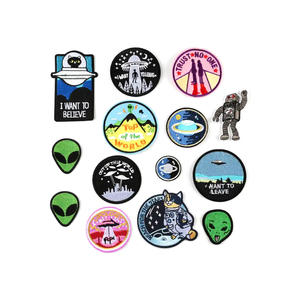 Bas quantité minimale de commande usine vente directe coupe personnalisée papillon broderie fer sur patchs transfert de chaleur coudre sur des patchs de broderie pour vêtements - Product Image 4