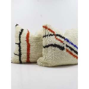 Housse de coussin marocaine faite à la main, coussin traditionnel berbère, coussin décoratif bohème pour canapé, coussin en coton pour la décoration de la maison - Product Image 1