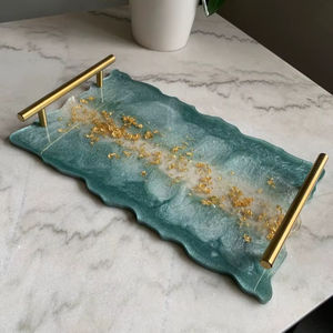 Plateau de service en résine époxy fait à la main UNIQUE Essentiels de cuisine uniques pour la maison Restaurant Hôtel Plateaux de service décoratifs - Product Image 1