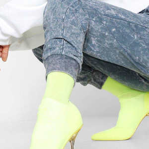 Pantalones de bolos vintage personalizados de algodón 100%, pantalones de chándal informales ligeros en blanco con serigrafía, tela de lona duradera - Product Image 5